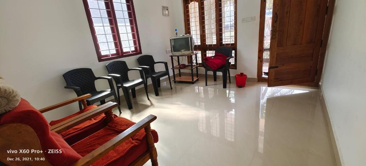 Spice Cottage Homestay Thekkady Esterno foto